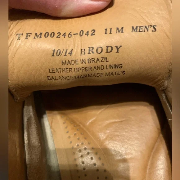 Tommy Bahama Mens Boat Shoes, Brody,11 M, Good Condition, Some Loose Stitching - Picture 6 of 14